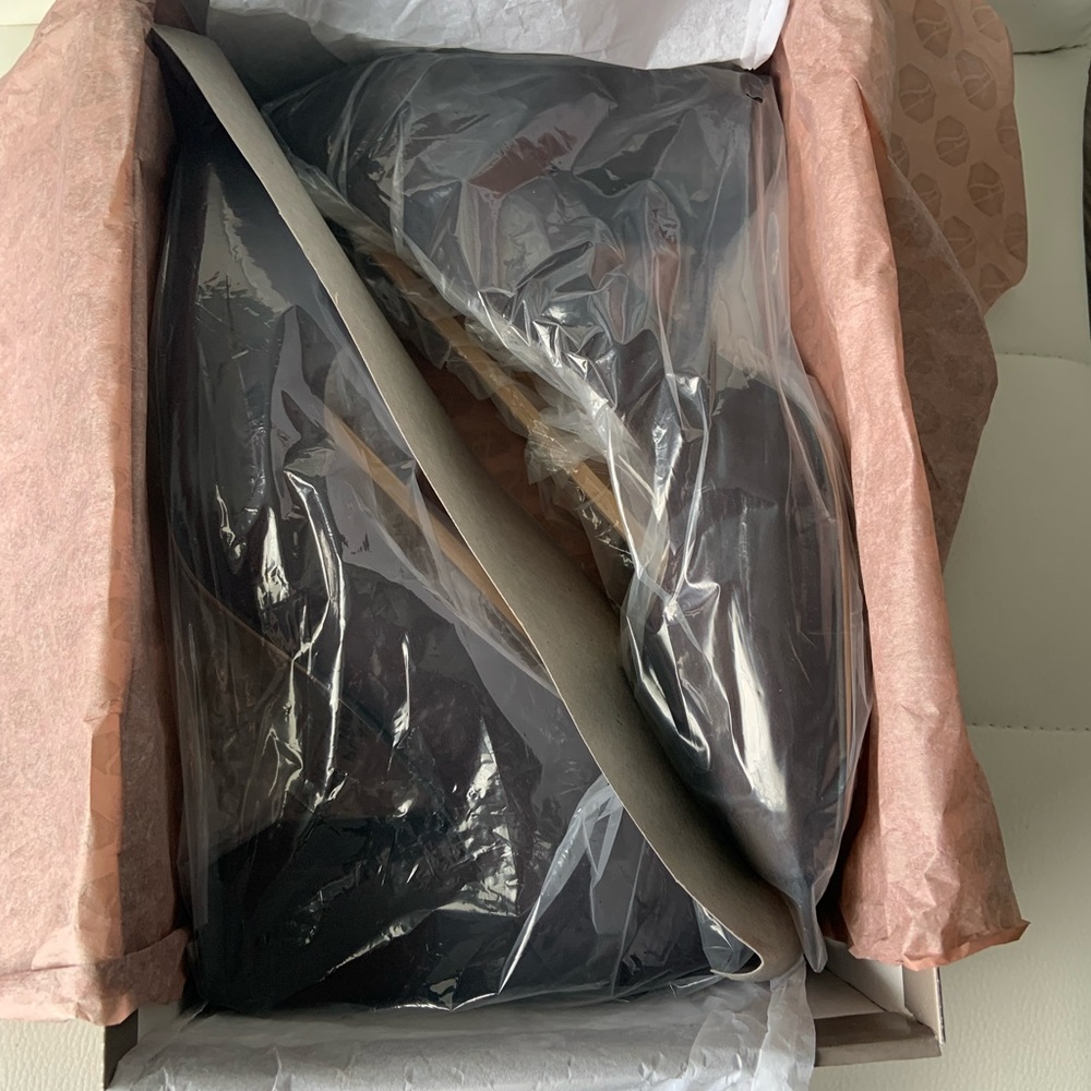 NWT Franco Sarto dark brown suede Pluto pumps - Picture 4 of 5